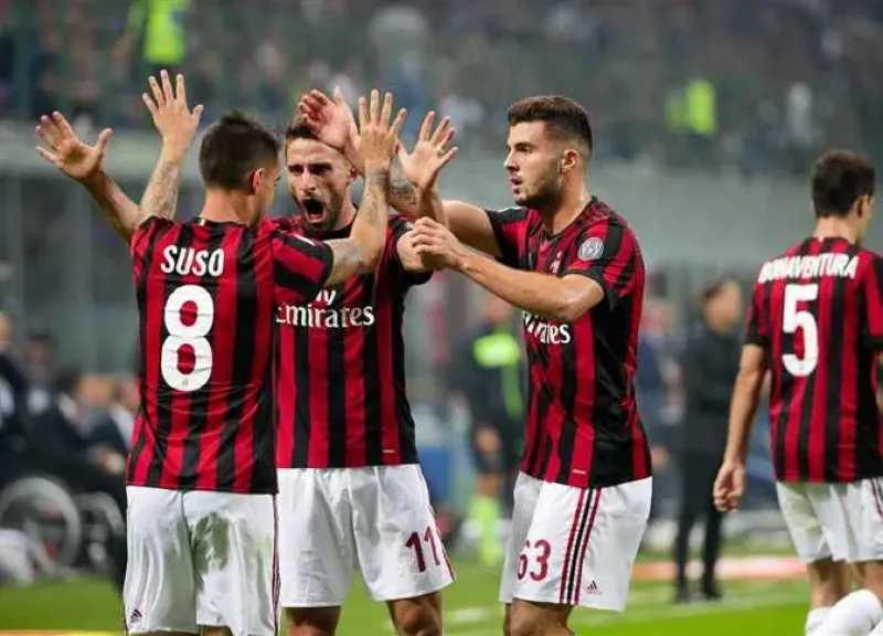 نتيجة مباراة ميلان ضد بيرث غلوري اليوم.. فوز كاسح للروسونيري بتسعة أهداف في ختام الجولة الأسترالية نتيجة مباراة ميلان ضد بيرث غلوري اليوم.. فوز كاسح للروسونيري بتسعة أهداف في ختام الجولة الأسترالية