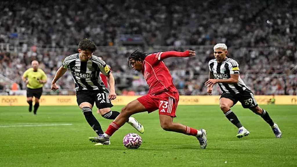 بعد هز شباك نيوكاسل يونايتد.. رقم قياسي جديد يحققه ريو نجوموها لاعب ليفربول بعد هز شباك نيوكاسل يونايتد.. رقم قياسي جديد يحققه ريو نجوموها لاعب ليفربول