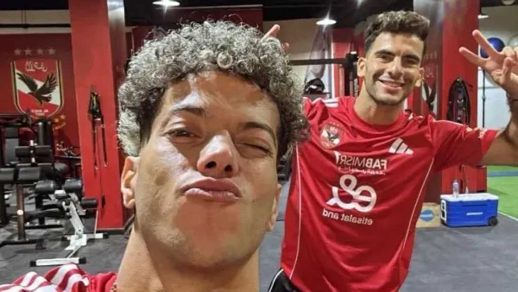 الأهلي يوضح حقيقة إحالة إمام عاشور وزيزو للتحقيق بعد منشوراتهم على إنستجرام الأهلي يوضح حقيقة إحالة إمام عاشور وزيزو للتحقيق بعد منشوراتهم على إنستجرام