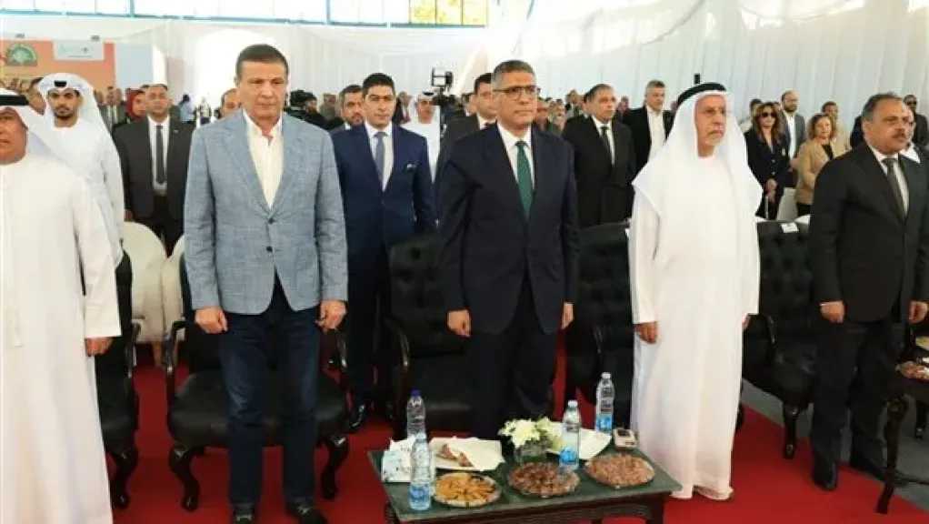 وزير الزراعة يفتتح النسخة الثامنة من المهرجان الدولي للتمور في محافظة الجيزة وزير الزراعة يفتتح النسخة الثامنة من المهرجان الدولي للتمور في محافظة الجيزة