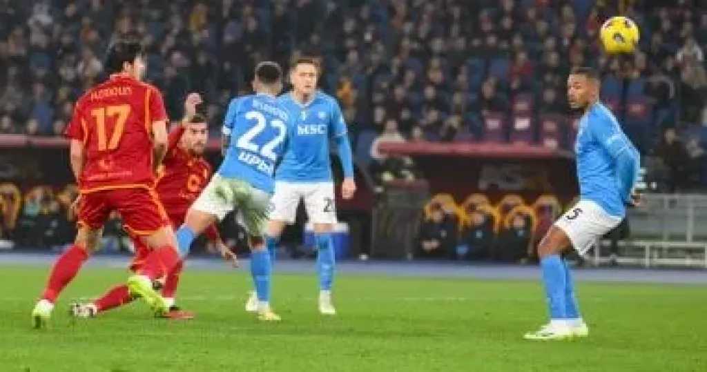 مواجهة الكالتشيو النارية.. القنوات الناقلة لمباراة روما ونابولي في الدوري الإيطالي 2025-2026 مواجهة الكالتشيو النارية.. القنوات الناقلة لمباراة روما ونابولي في الدوري الإيطالي 2025-2026