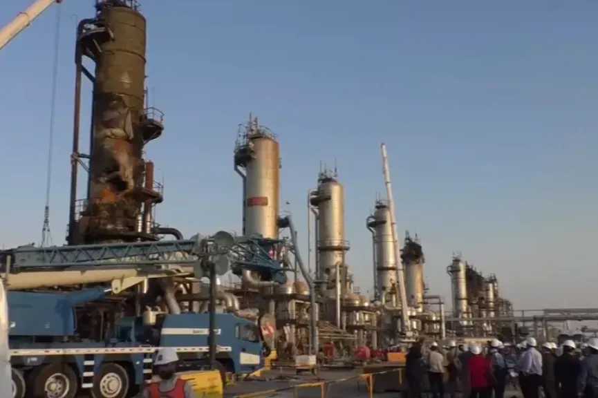 ضربة جديدة لأرامكو السعودية.. تفاصيل إغلاق رأس تنورة وتأثيره العالمي ضربة جديدة لأرامكو السعودية.. تفاصيل إغلاق رأس تنورة وتأثيره العالمي