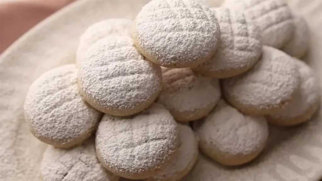 كحك العيد على بطاقات التموين المصرية.. هل يمكن صرفه ضمن سلع فارق نقاط الخبز؟ كحك العيد على بطاقات التموين المصرية.. هل يمكن صرفه ضمن سلع فارق نقاط الخبز؟