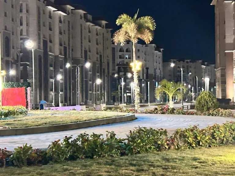 فرص جديدة للسكن.. طرح وحدات إضافية للعاملين بالعاصمة الإدارية في مشروعي R3 وR5 فرص جديدة للسكن.. طرح وحدات إضافية للعاملين بالعاصمة الإدارية في مشروعي R3 وR5