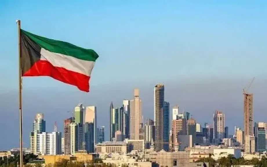 الخارجية الكويتية: تحتفظ بحقنا الكامل في الدفاع عن النفس والرد على العدوان الإيراني الخارجية الكويتية: تحتفظ بحقنا الكامل في الدفاع عن النفس والرد على العدوان الإيراني