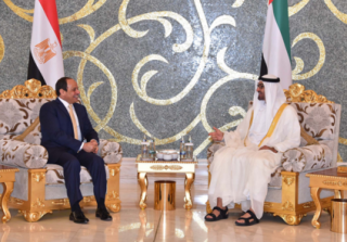 الرئيس السيسي يلتقي ولي عهد...