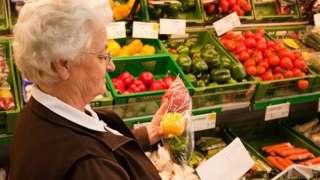 6 أطعمة تحارب السرطان