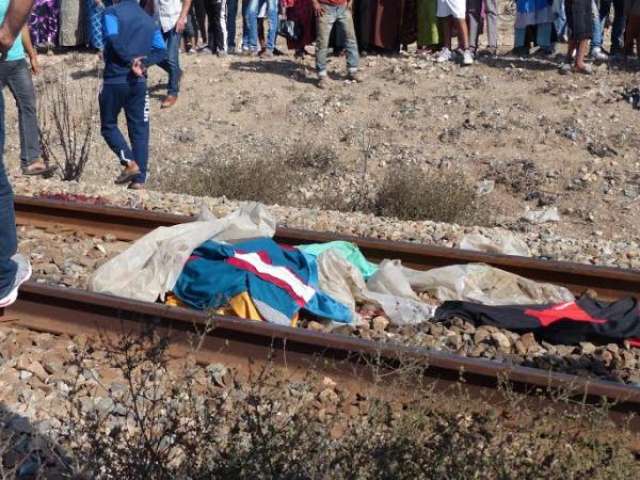 شرطي يلقى مصرعة أسفل عجلات قطار ببني سويف
