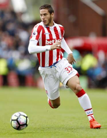 ”صبحي” يعرب عن سعادته لتهنئة ناديه بعد بفوز منتخب مصر