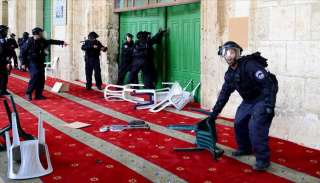 مؤسسات بالقدس تحذر من استمرار...