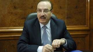 محافظ بني سويف ورئيس القابضة...