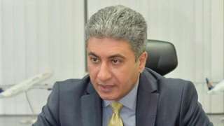 وزير الطيران المدني ووزير النقل...