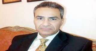 السفير أحمد درويش يتفقد ”جناح...