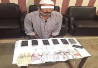 القبض على سائق بحوزته 6...
