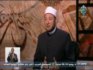 حكم الصلاة على النبي صلى...