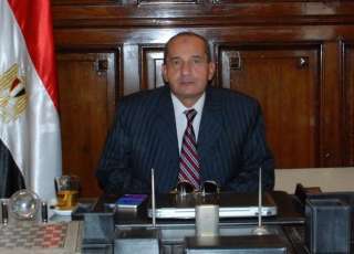 وزير الزراعة المصري يبحث مع...