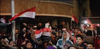 بالفيديو ..الجماهير تستقبل بعثة المنتخب...