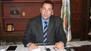 أيمن عثمان: تراكم الأدوية الفاسدة...