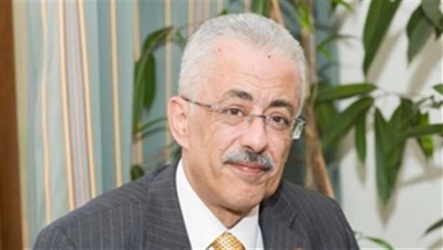وزير التعليم يوجه بتشكيل لجنة لمراجعة ”دليل القيم والأخلاق“