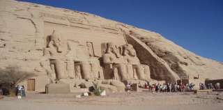 غدًا.. الشمس تتعامد على معبد...