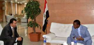 هبوط طائرة رئيس زامبيا ”ترانزيت”...