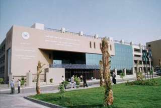 وفد من جامعة حلوان يزور...