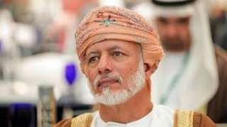 وزير الخارجية العماني يبحث مع...