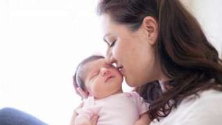 تعرفي على فوائد التوت الأزرق...