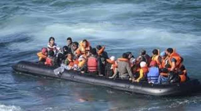 مقتل 31 شخصا إثر هجوم على قارب يحمل مهاجرين قبالة سواحل اليمن