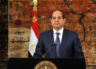 السيسي يلتقي أعضاء غرفة التجارة...