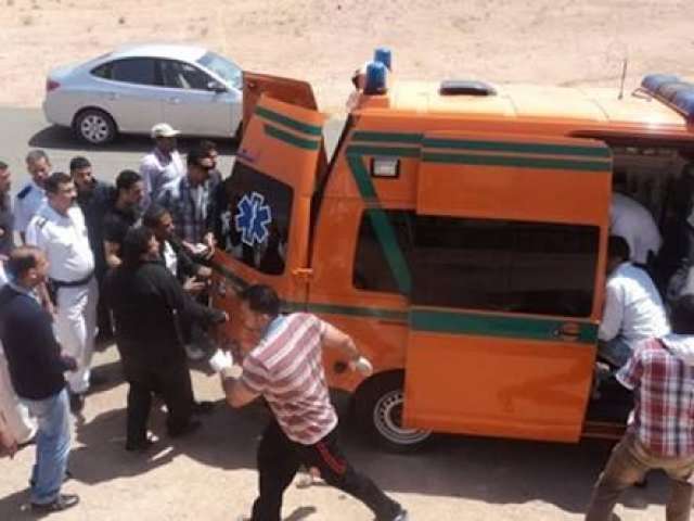 الإسماعيلية : إصابة 13 شخصا في حادث مروع على الطريق الصحراوي