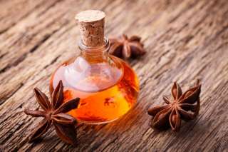 زيت اليانسون للعناية بالبشرة