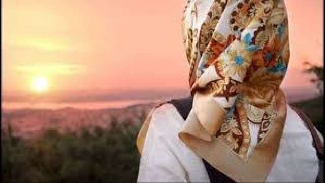 حكم تأخير الغسل بالنسبة للحائض إلى بعد الفجر في رمضان
