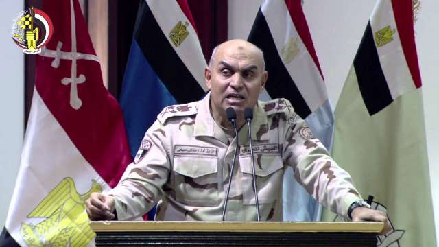 وزير الدفاع يفتتح عدد من المنشآت والوحدات الانتاجية الجديدة