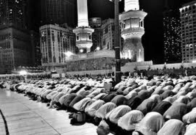هل يستحب ختم القرآن في صلاة التراويح