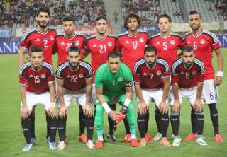 اتحاد الكرة يبحث لقاء الفراعنة...