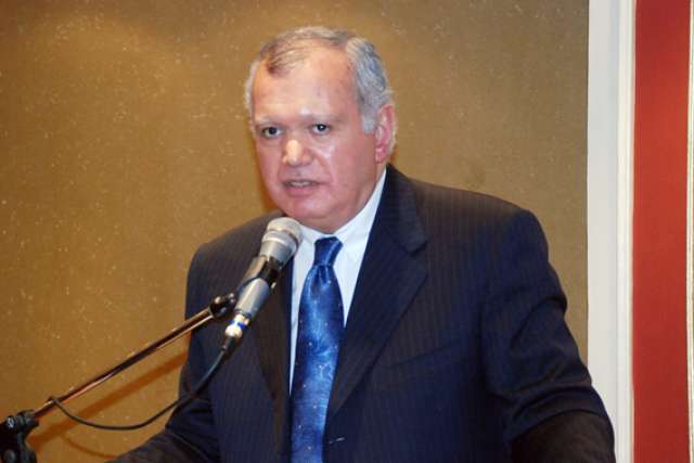 السفير محمد العرابي وزير الخارجية الأسبق،