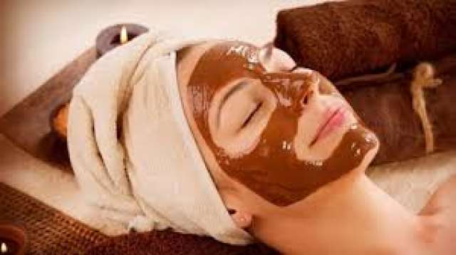 خلطة للتخلص من بقع البشرة الغامقة