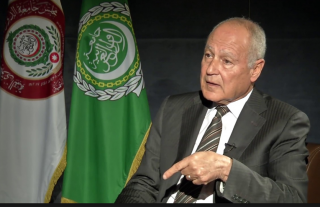 أبوالغيط: قلوبَ العرب والمسلمين مُعلقةٌ...