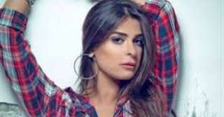 رانيا منصور: أتمنى العمل مع...