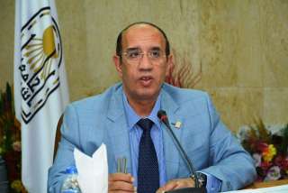 تعيين رؤساء أقسام جدد بكليات...