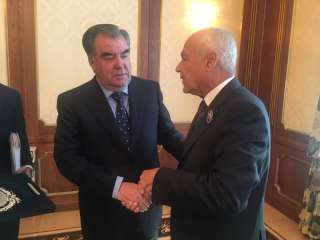 أبو الغيط يلتقي رئيس طاجيكستان...