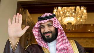 ولي العهد السعودي يبحث مع...