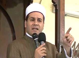 مظهر شاهين لـ”شيرين”: النيل المصرى...