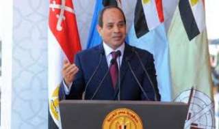  السيسي يستمع لشرح حول مشروع...