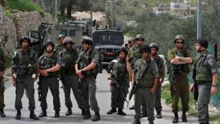 اعتقال 26 فلسطينيا في الضفة...