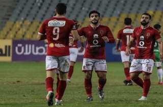 الأهلي يهزم المقاولون بثلاثية نظيفة...