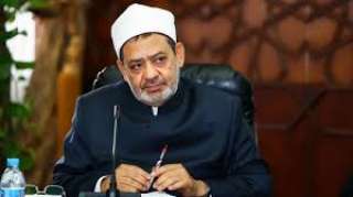 الطيب يستقبل عضو لجنة الشخصيات...
