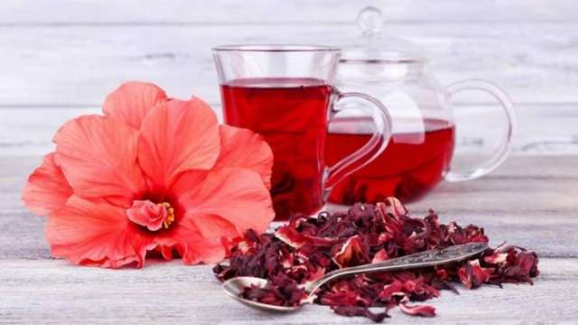 تعرف على فوائد الكركديه للنقرس
