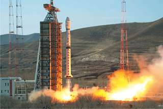 الصاروخ Soyuz الروسى يحمل4 أقمار...